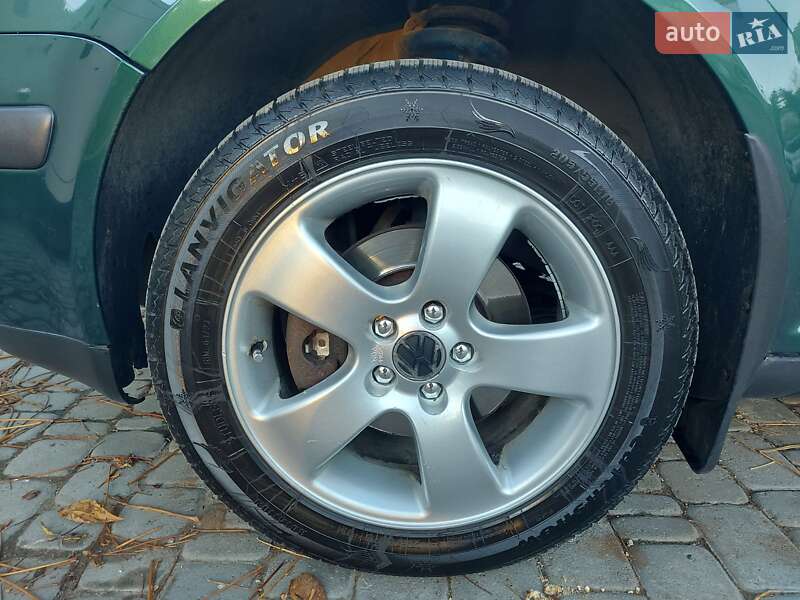Седан Volkswagen Bora 2003 в Черновцах фото 36 Седан Volkswagen Bora 2003 в Черновцах