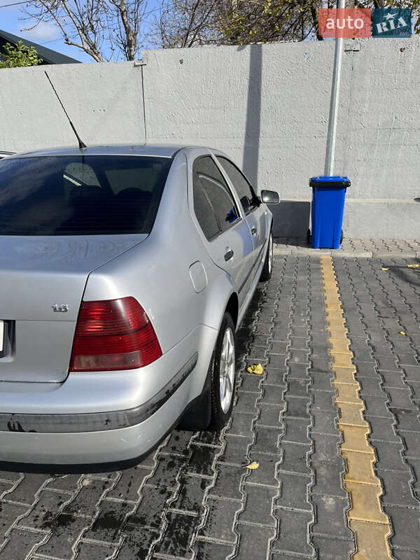 Седан Volkswagen Bora 2002 в Николаеве