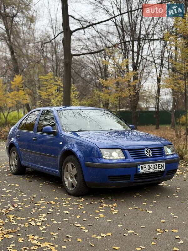 Седан Volkswagen Bora 1999 в Лысянке