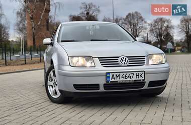 Седан Volkswagen Bora 2000 в Житомире