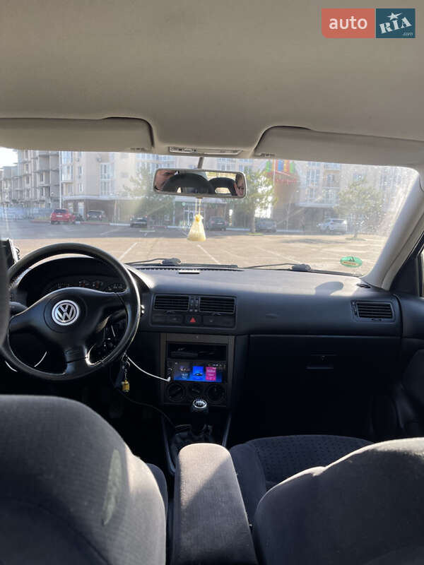 Седан Volkswagen Bora 2000 в Николаеве