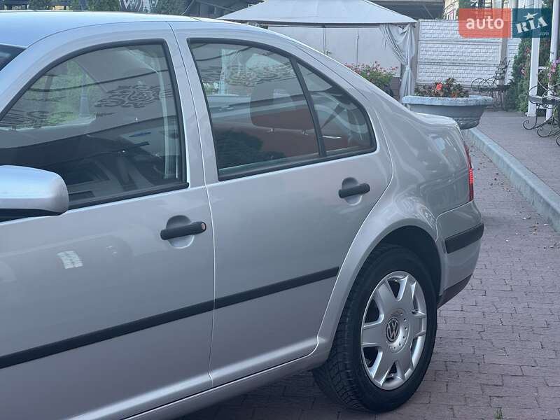 Седан Volkswagen Bora 2000 в Стрые