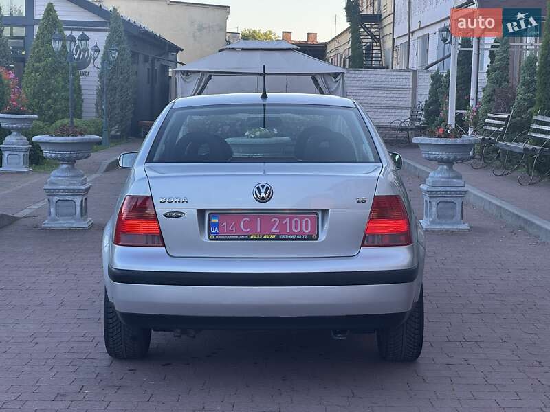 Седан Volkswagen Bora 2000 в Стрые