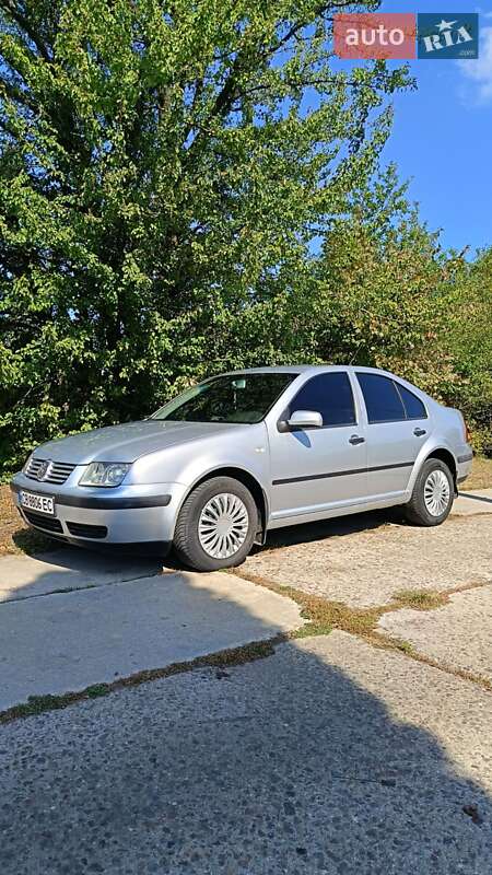 Седан Volkswagen Bora 2004 в Нежине