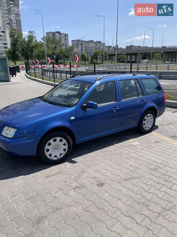 Универсал Volkswagen Bora 2003 в Киеве