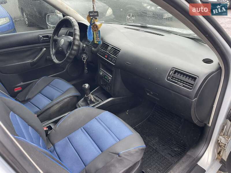 Седан Volkswagen Bora 2000 в Полтаве