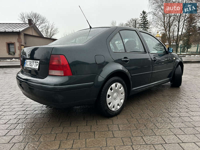 Седан Volkswagen Bora 1998 в Львові