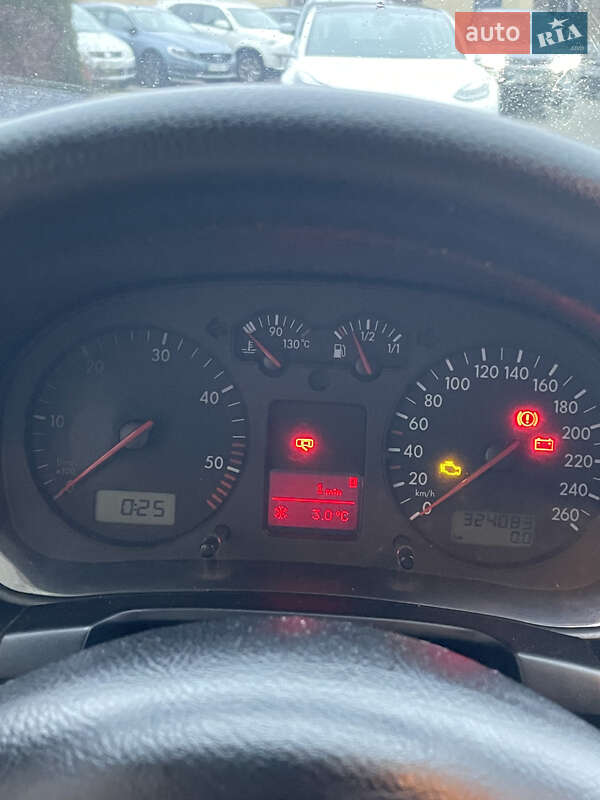 Универсал Volkswagen Bora 2004 в Киеве