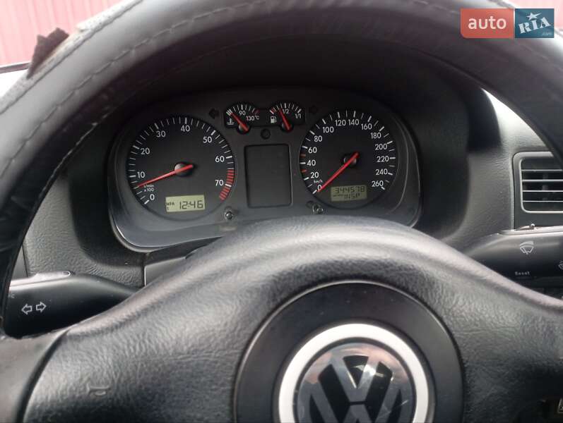 Седан Volkswagen Bora 1999 в Бродах