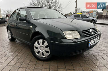 Седан Volkswagen Bora 1998 в Буську