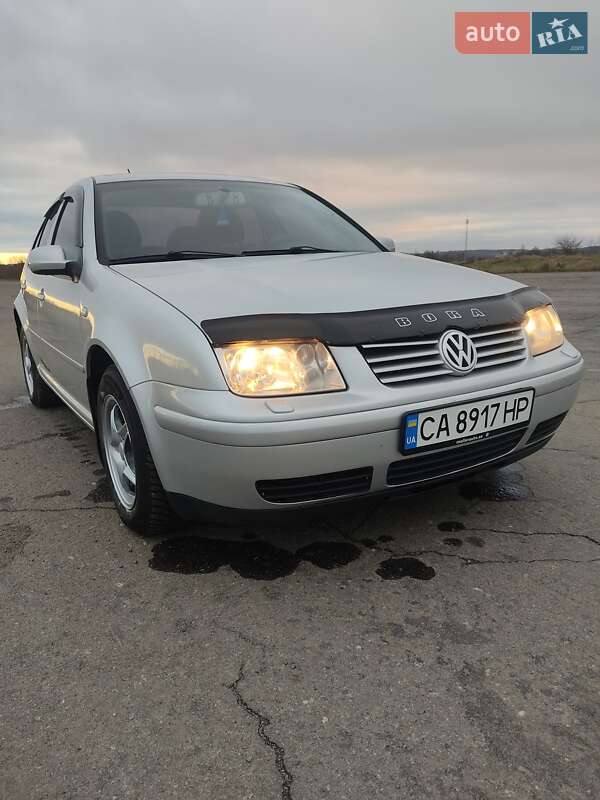 Volkswagen Bora 2001