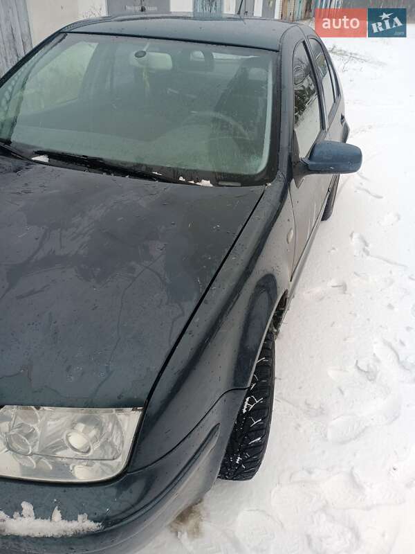 Volkswagen Bora 2001