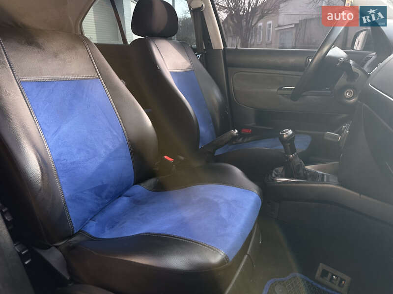 Седан Volkswagen Bora 2004 в Одессе