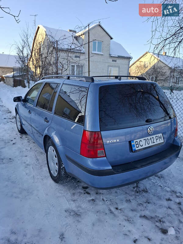 Volkswagen Bora 2003