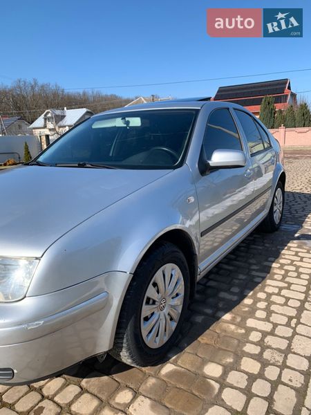 Седан Volkswagen Bora 2001 в Коломые