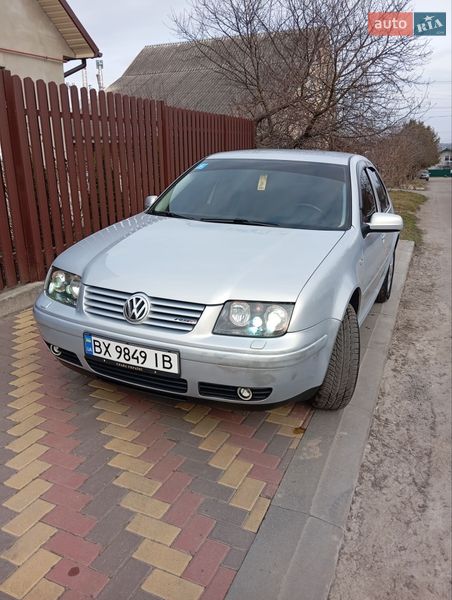 Седан Volkswagen Bora 1998 в Хмельницком