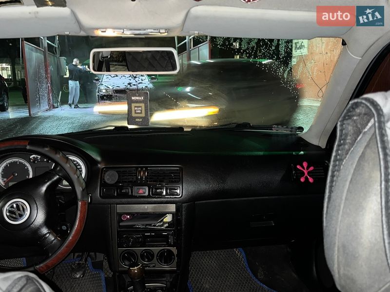 Универсал Volkswagen Bora 2001 в Ровно