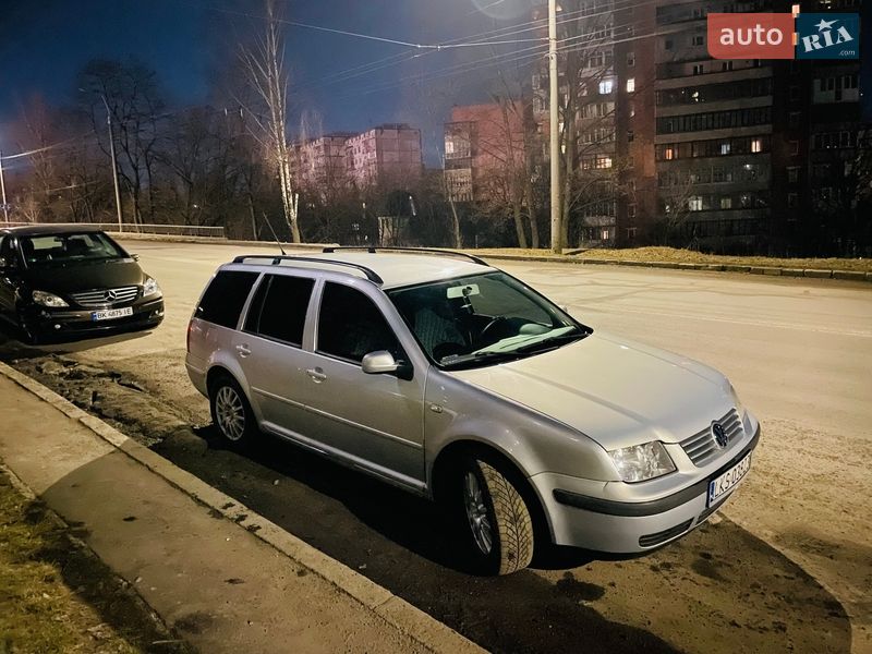 Универсал Volkswagen Bora 2001 в Ровно