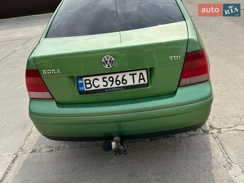 Седан Volkswagen Bora 1999 в Ходорове