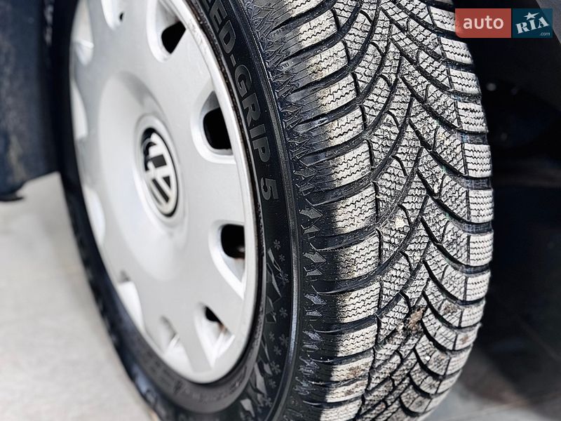 Универсал Volkswagen Bora 2001 в Стрые