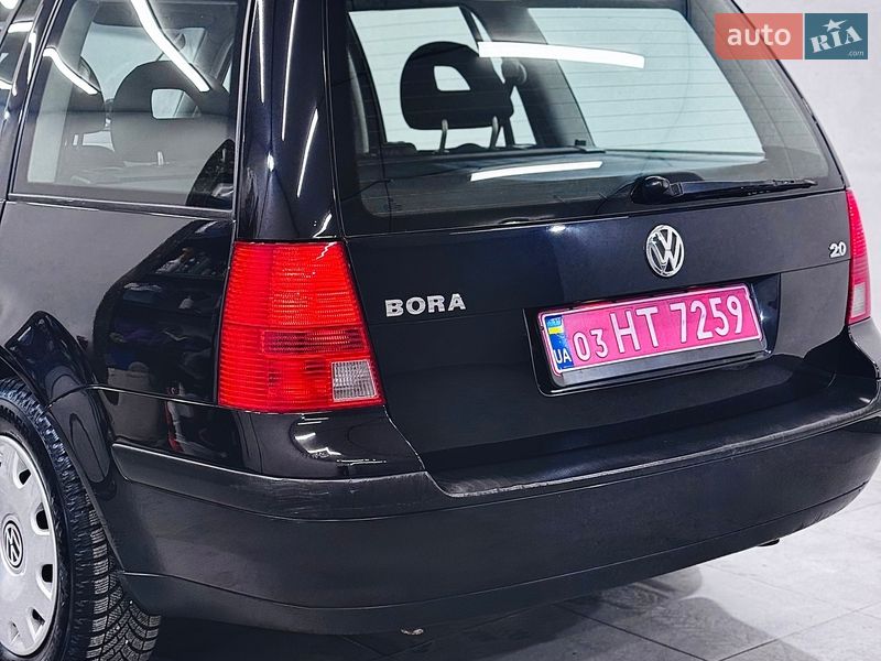 Универсал Volkswagen Bora 2001 в Стрые