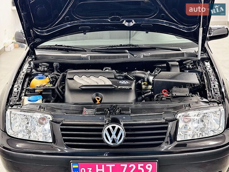 Универсал Volkswagen Bora 2001 в Стрые