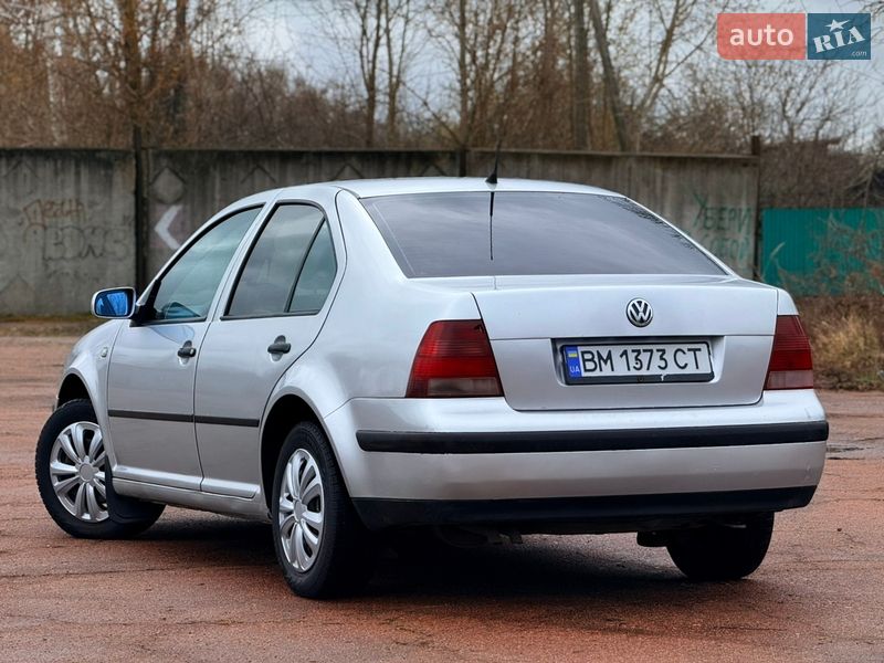 Седан Volkswagen Bora 2004 в Мене