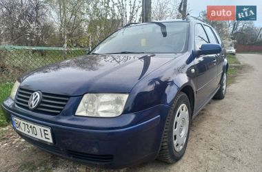 Универсал Volkswagen Bora 2001 в Ровно