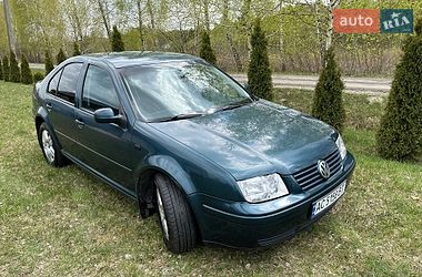 Седан Volkswagen Bora 2000 в Луцьку