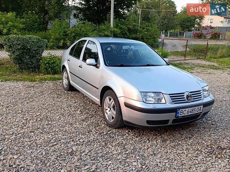 Volkswagen Bora 2001