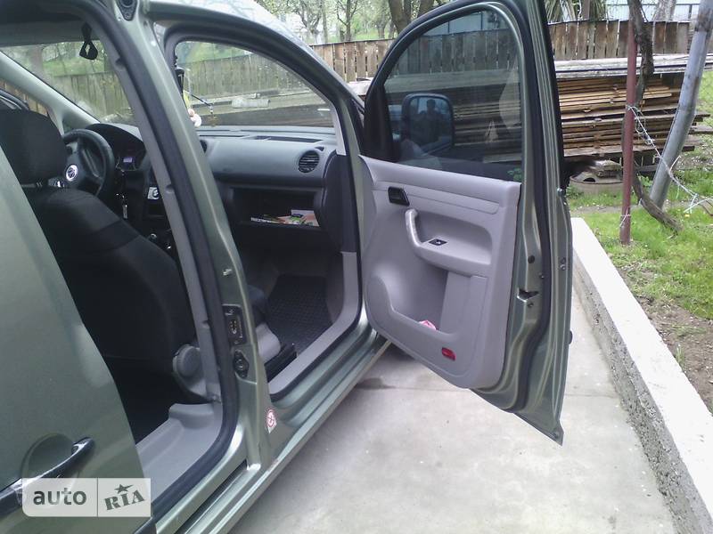 Volkswagen Caddy 2006 в Хусте