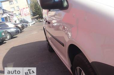 Грузопассажирский фургон Volkswagen Caddy 2008 в 