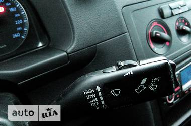 Грузопассажирский фургон Volkswagen Caddy 2009 в 
