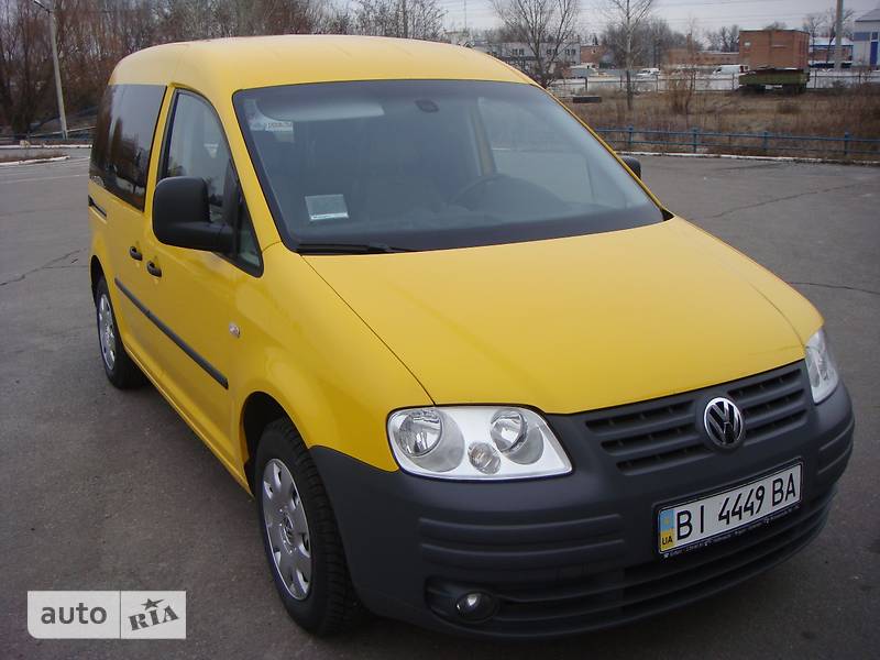  Volkswagen Caddy 2010 в 
