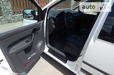 Минивэн Volkswagen Caddy 2011 в 