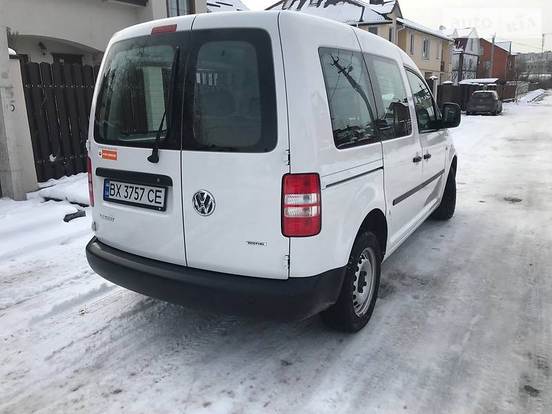 Грузопассажирский фургон Volkswagen Caddy 2012 в Хмельницком