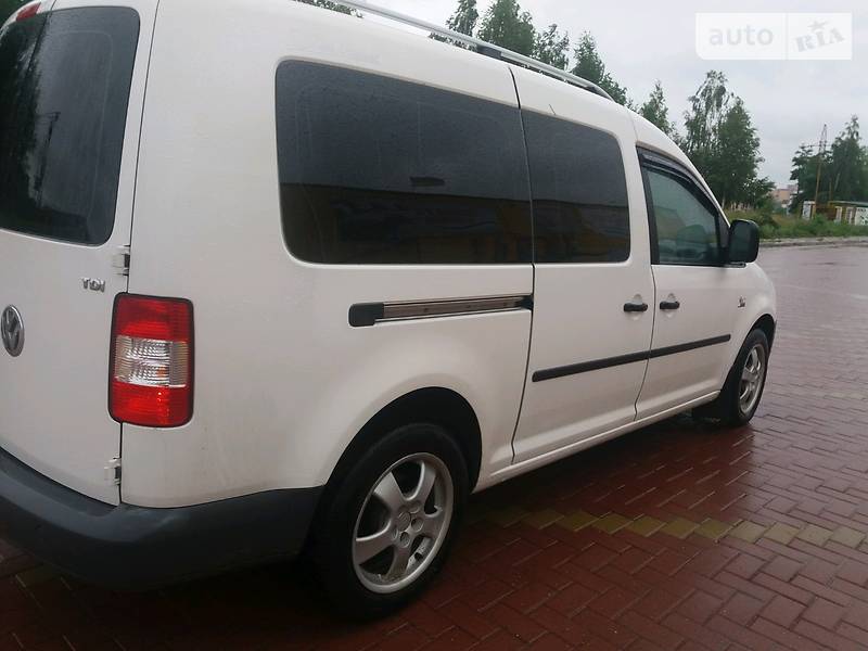 Грузопассажирский фургон Volkswagen Caddy 2010 в Хмельницком