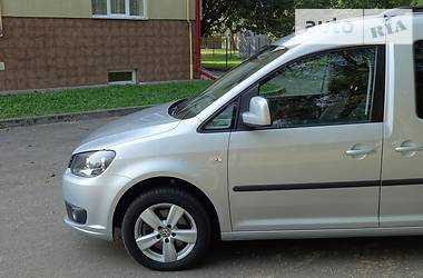 Мінівен Volkswagen Caddy 2013 в Мукачевому