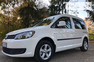 Грузопассажирский фургон Volkswagen Caddy 2011 в Радивилове