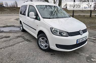 Седан Volkswagen Caddy 2012 в Каменском