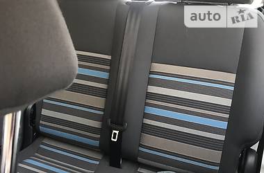 Мінівен Volkswagen Caddy 2013 в 