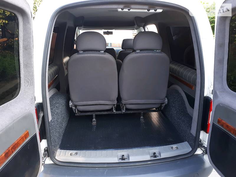 Мінівен Volkswagen Caddy 2010 в Тростянці