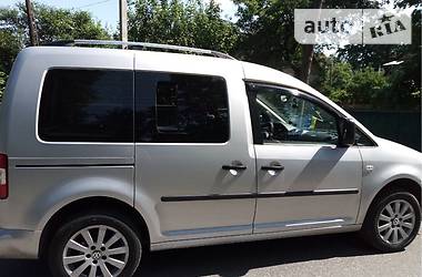Вантажопасажирський фургон Volkswagen Caddy 2010 в 