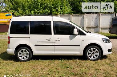 Универсал Volkswagen Caddy 2015 в Киеве