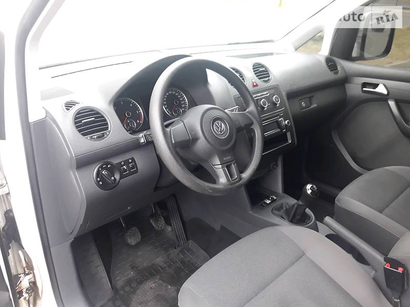 Універсал Volkswagen Caddy 2013 в Івано-Франківську
