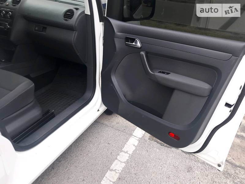 Універсал Volkswagen Caddy 2013 в Івано-Франківську