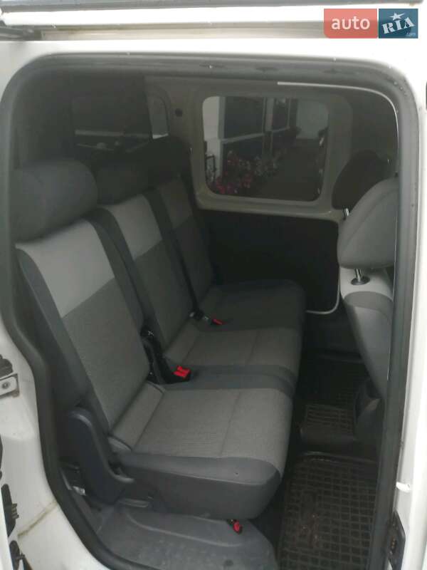 Універсал Volkswagen Caddy 2011 в Кривому Розі