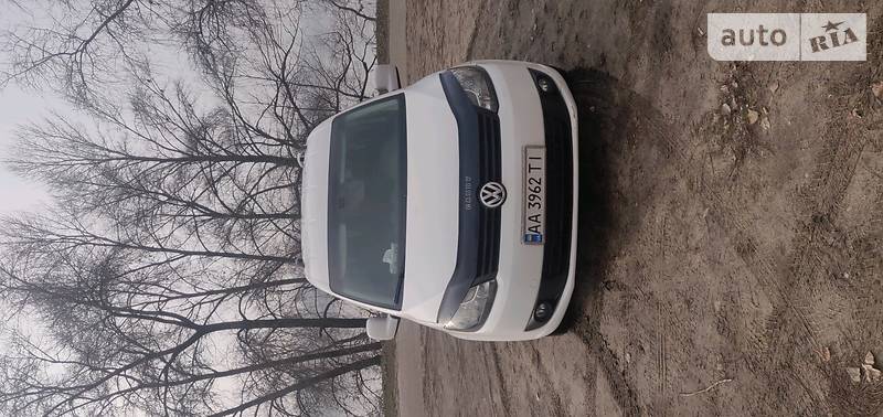 Универсал Volkswagen Caddy 2013 в Киеве