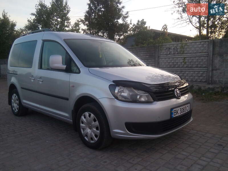 Минивэн Volkswagen Caddy 2011 в Рокитном