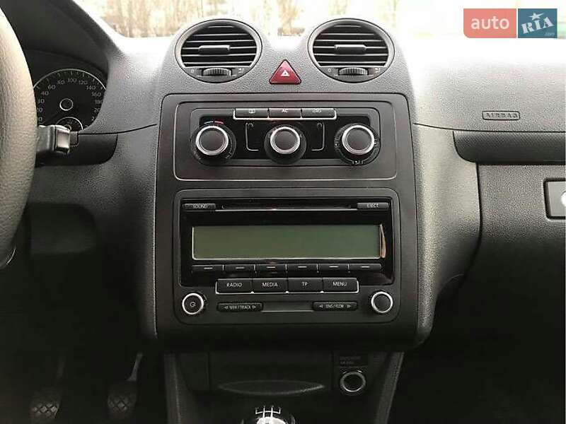 Минивэн Volkswagen Caddy 2011 в Рокитном